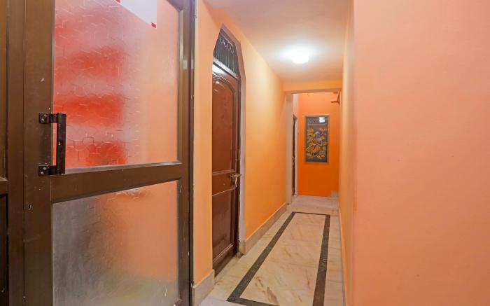FabHotel Baba Guest House - Dasaswamedh Ghat