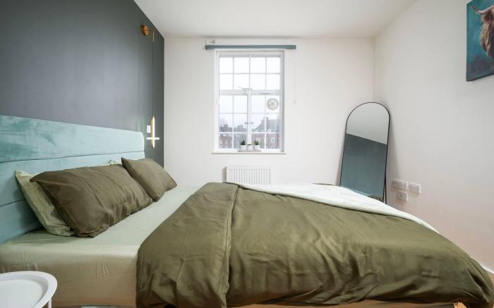 Central 2BR  Fast Wi-Fi  Ideal for Travellers