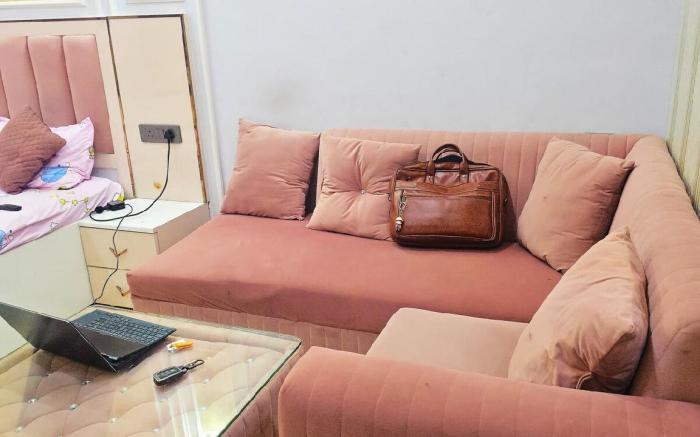 Roseville Suites & Apartment 822
