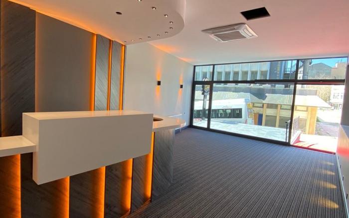AND Center Suite