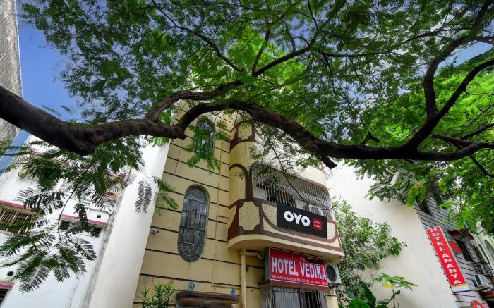 Hotel O by OYO Vedika Acropolis Mall