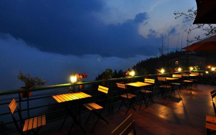 Fansipan Terrace Cafe and Homestay