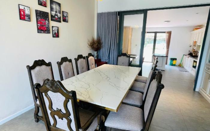 Camly Chic Villa