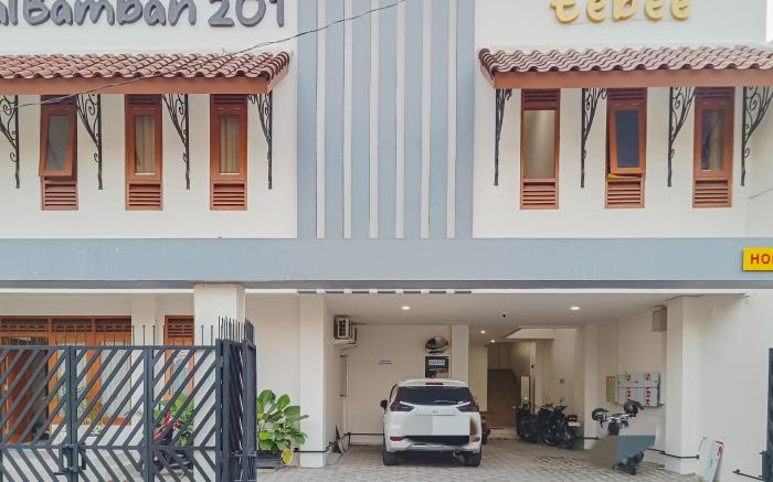 RedDoorz @ Tebee Homestay near Tugu Kartasura