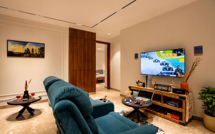 LiveAway Gurugram, Golf Course Road by PACK