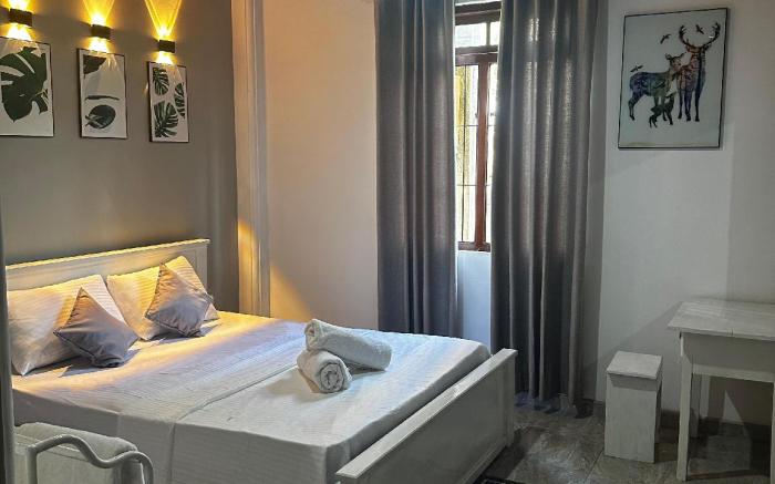 Hotel Halona 