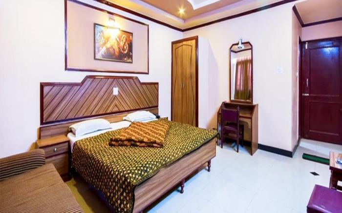 FabHotel Jai Mangal Palace