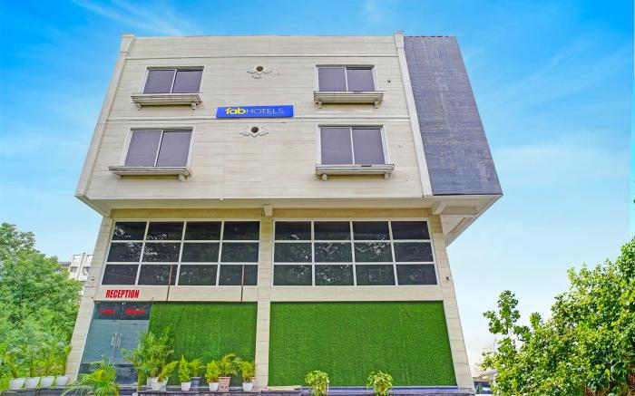 FabHotel New Krishna Palace