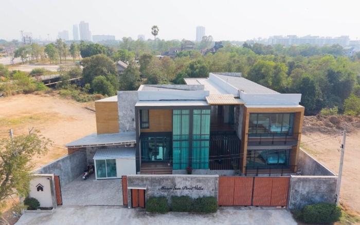 Moon Sun Pool Villa By Premier