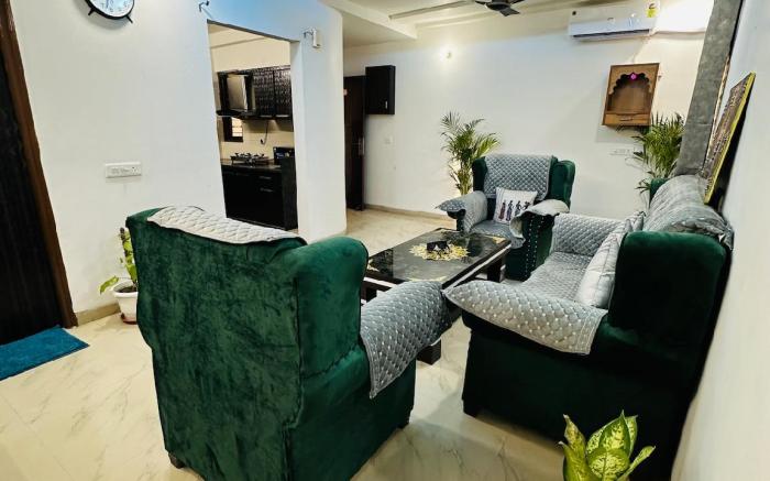 The Giri Nandani Stays