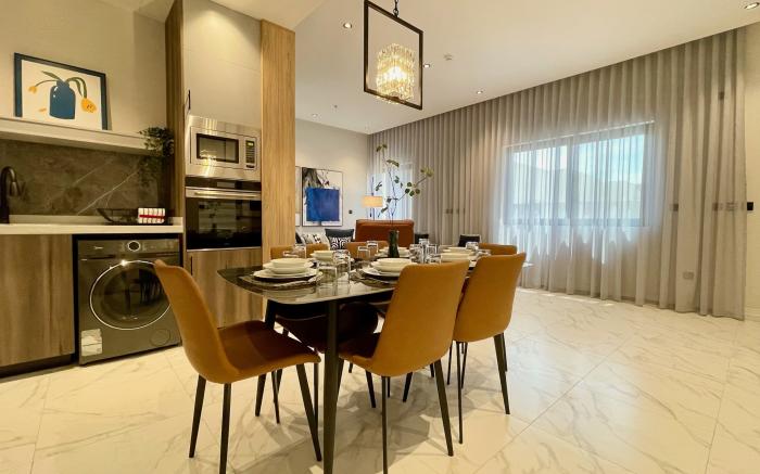 C Living - Executive - AQIQ