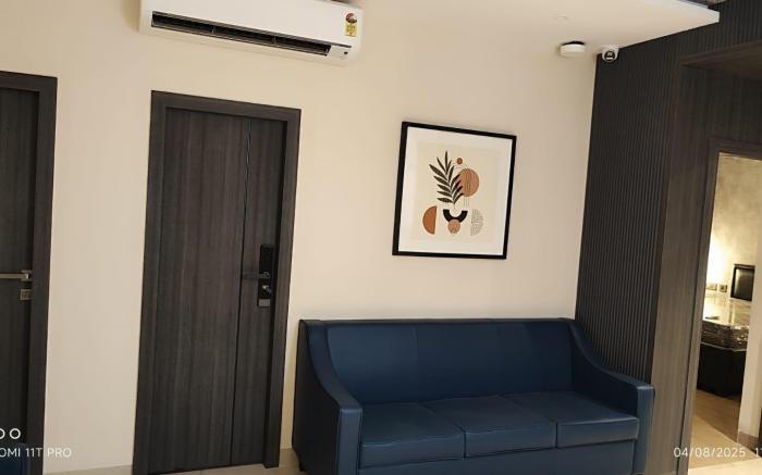 HOTEL RAAJ CASTLE