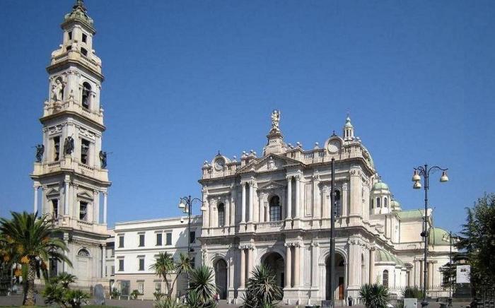 B&B Enjoy Pompeii Ruins and Church