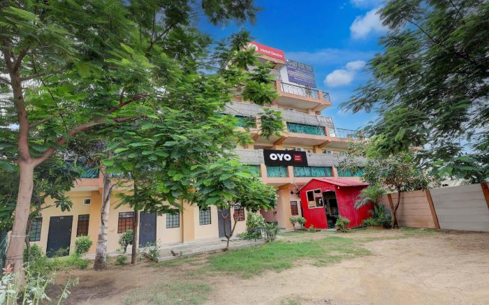 SPOT ON Hotel Dezire Dhankot Chowk