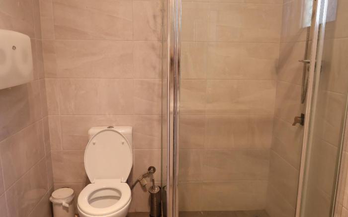 Downtown Backpackers Hostel Perth - note - Valid Passport required for check in