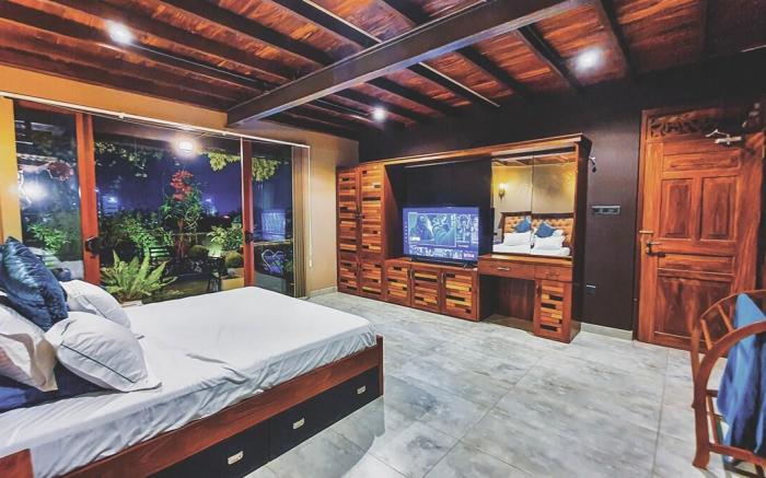 PentOn45 Luxury Penthouse by Grit Villas