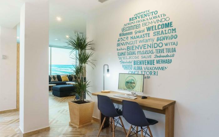 TAKE Hostel Conil