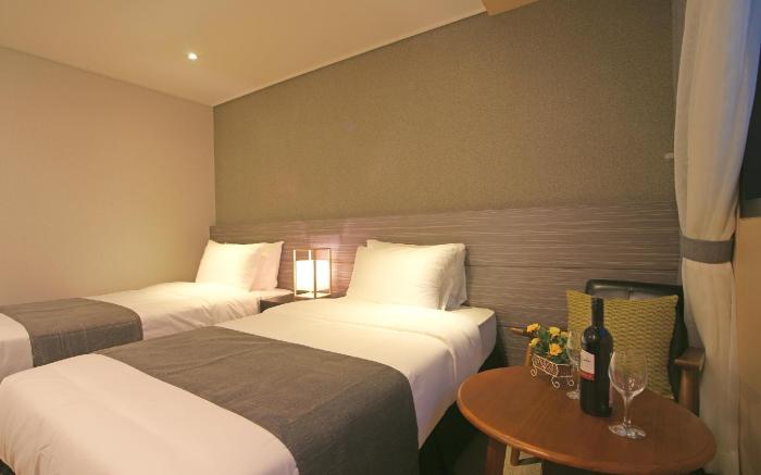 I Jin Hotel