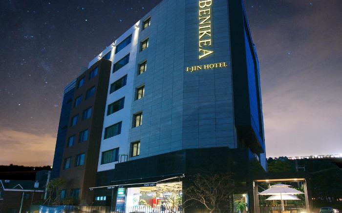 I Jin Hotel