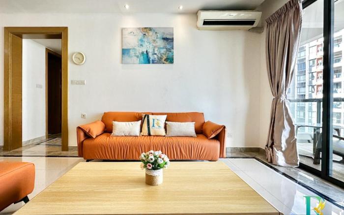 Campbell Suite. R&F @3BR 5Pax Near CIQ