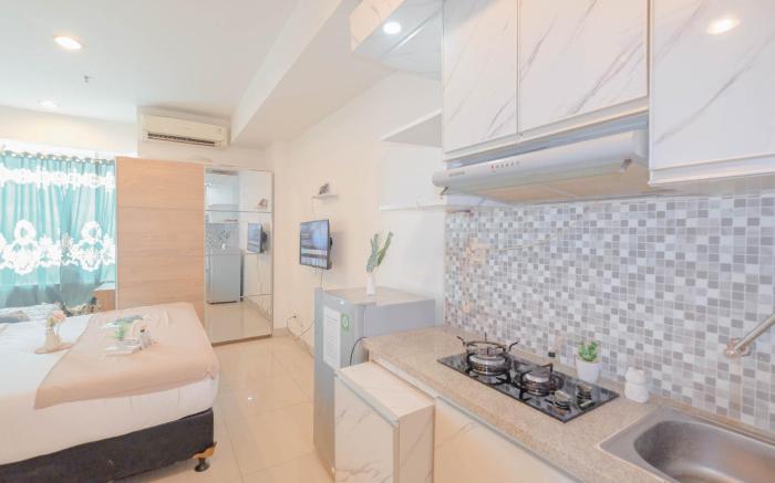 Neutral Studio Room Grand Kamala Lagoon ByTravelio