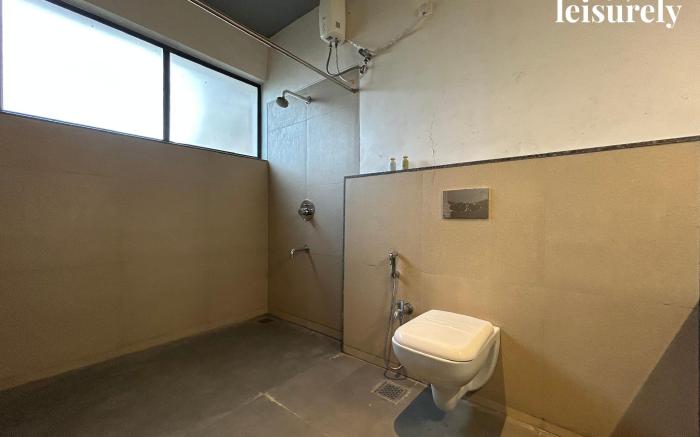 StayLeisurely The Flint House 3BHK, Murbad