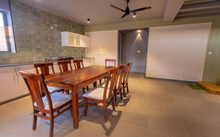 StayLeisurely The Flint House 3BHK, Murbad