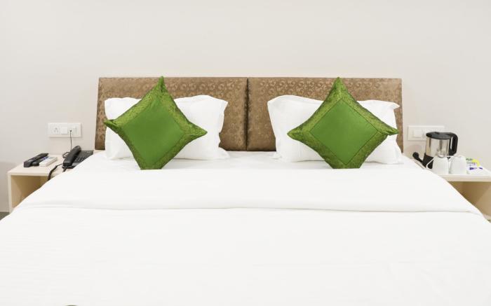 Hotel Kamron Near Airport Road Sector 78 Mohali Chandigarh