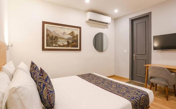 HOTEL BLUSKY SIGNATURE EAST DELHI PREETVIHAR