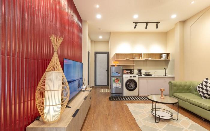 Charming Studio @ Saigon Alleyway by Blue Fingers