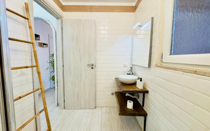 Demetra Seafront Apartment - Parking & Pool
