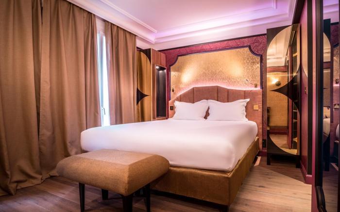 Idol Hotel
