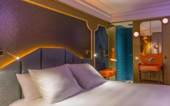 Idol Hotel
