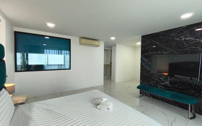 TY-04 Pattaya Nordic Style Villa 4 Bedroom