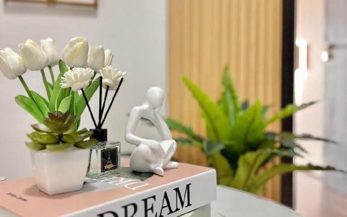 spacious 1Bedroom Aeon Towers