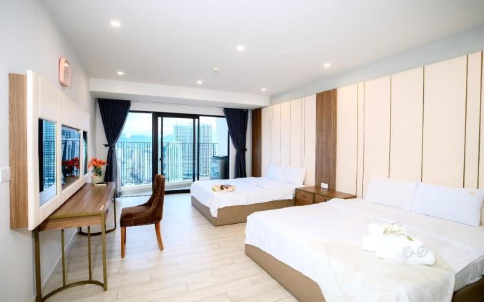Spacious 5*Suites@Gold Coast Building, Beach Front