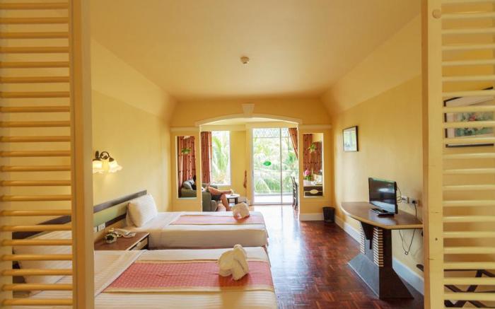 Brookside Valley Resort