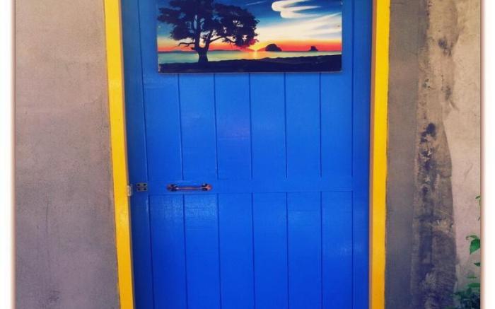 Hello Me Me Bungalow