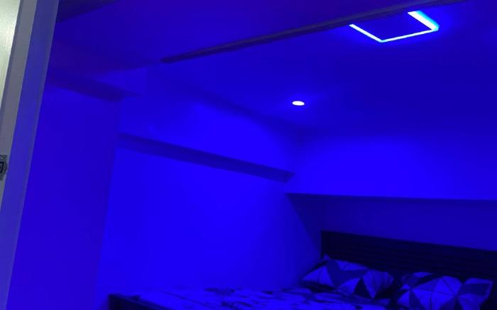 Golden Loft with Mood Lighting,Stylish Staycation Loft  Fast Wi-Fi, Soft Couch