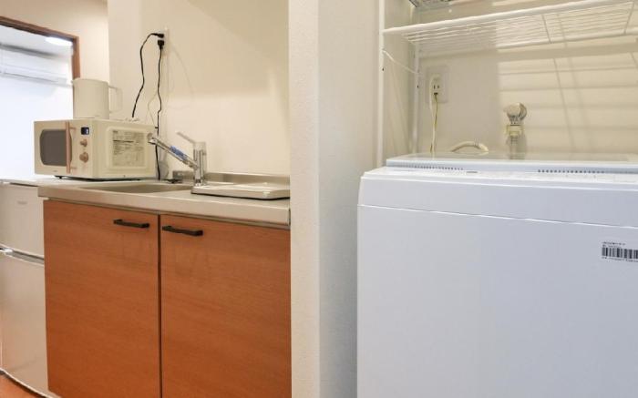 BSY201   3 minutes from the station, walk to Ueno