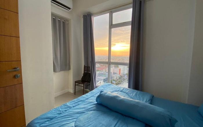 Vida View Apartment Unit AT31Z by millpro