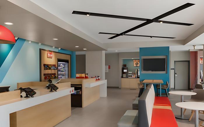 avid hotel Bellefonte by IHG