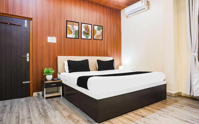 Hotel O Varanasi Sant Ravidas Smarak Park