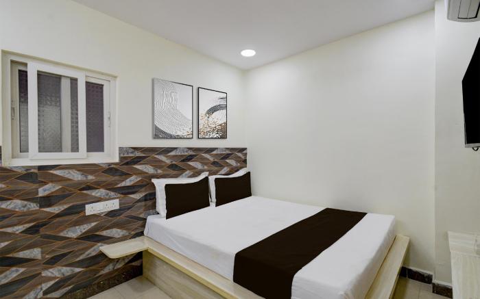 OYO 838612 Himagiri Luxury Rooms