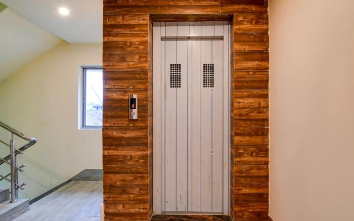 Hotel O Blue stone Residency