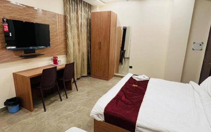 Goel Villa and Hotel