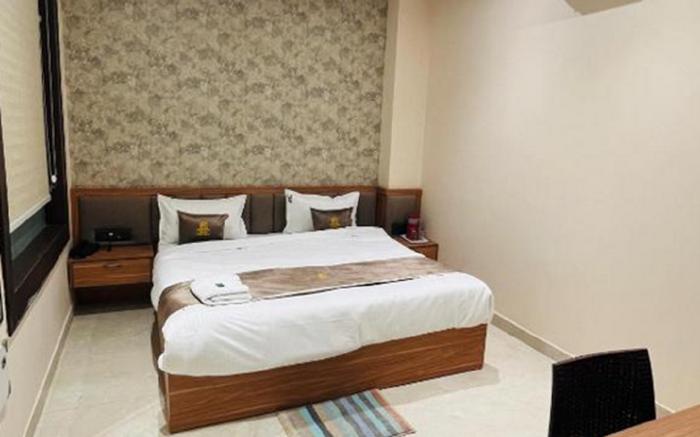 Goel Villa and Hotel