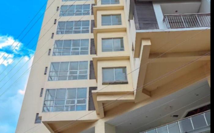 City & Sea View Condo with Balcony Near Ayala