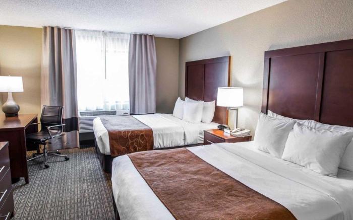 Comfort Suites Lakewood - Denver