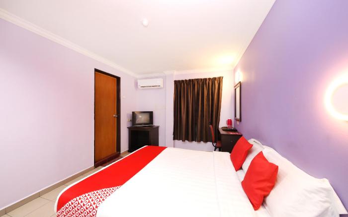 Super OYO 473 Comfort Hotel 2